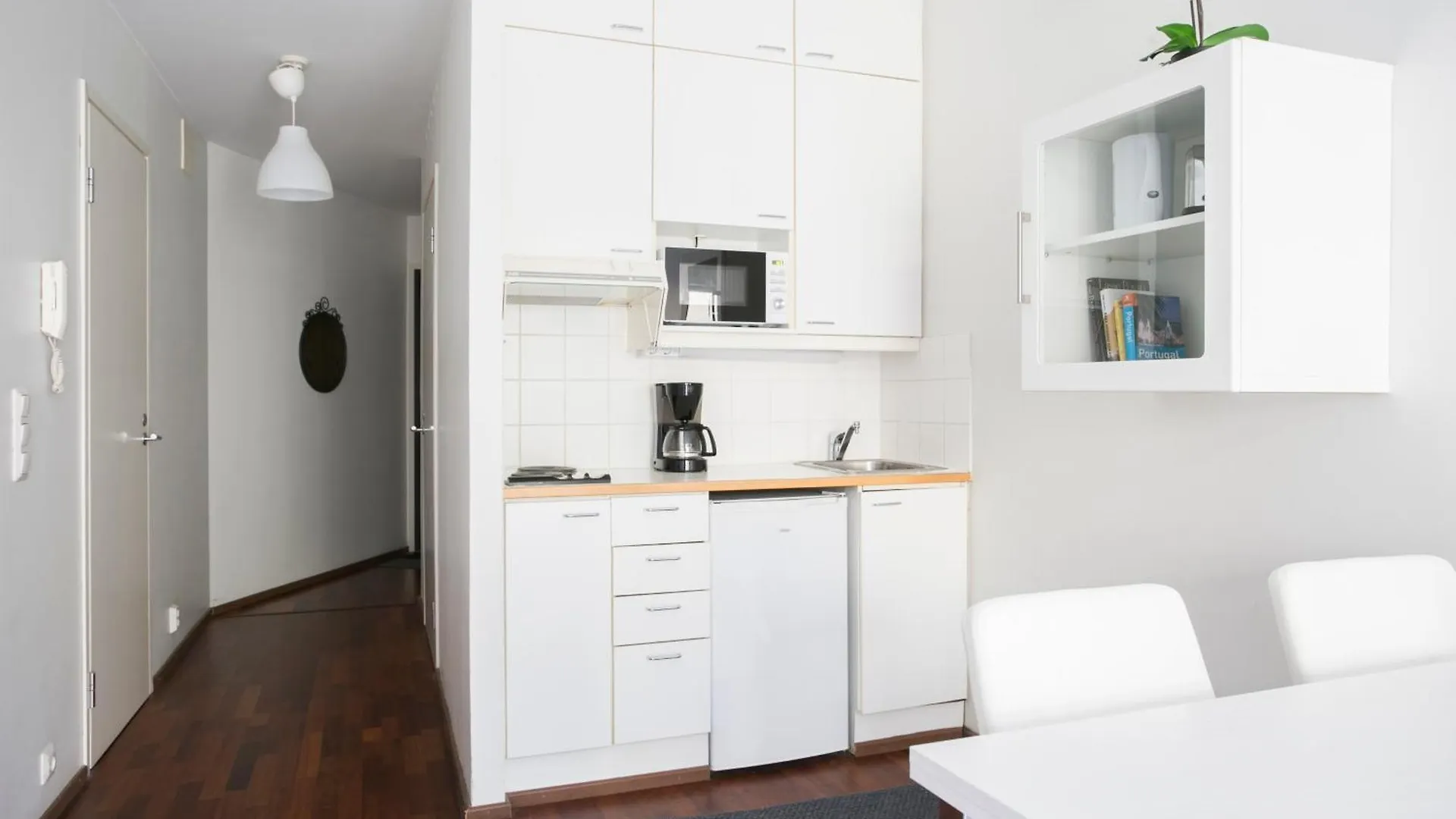 Poista 2Ndhomes Kluuvi Apartment 2 Helsinky